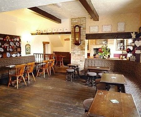 The Oddfellows Arms Sherburn in Elmet Экстерьер фото